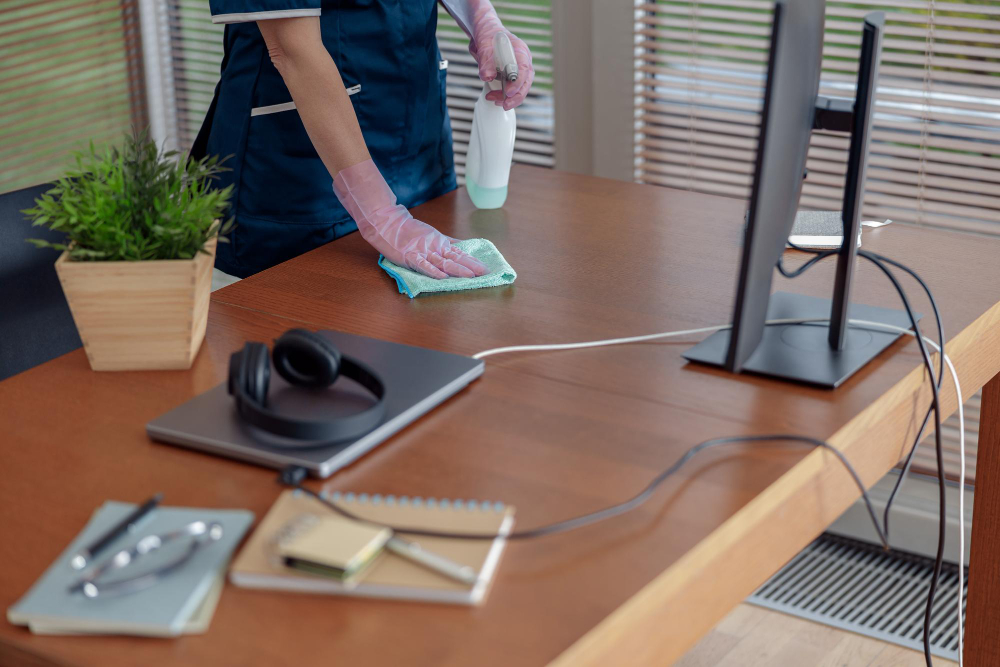 Jasa Cleaning Service Jakarta Timur Terdekat Dan Bergaransi - BINCare