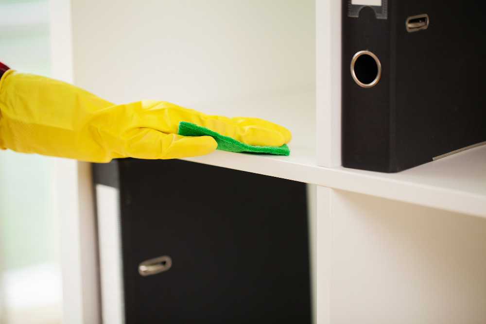 Outsourcing Cleaning Service No 1 Di Surabaya - BINCare
