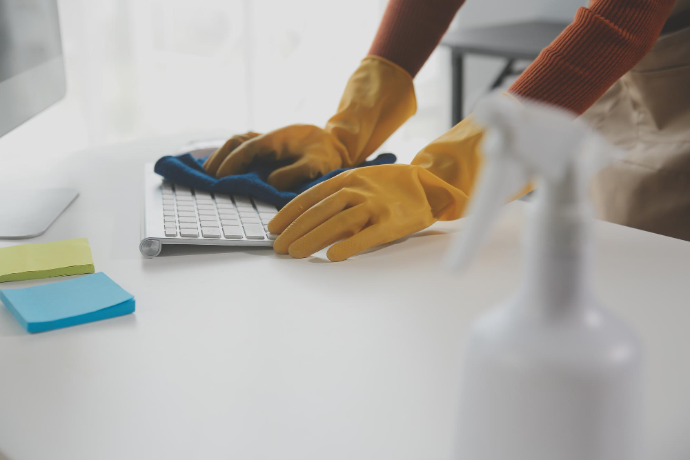 Outsourcing General Cleaning Terbaik Di Demak - BINCare