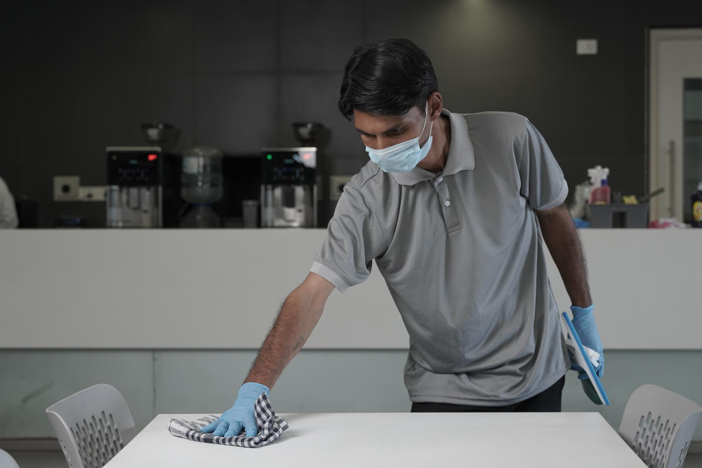Outsourcing Office Boy Terbaik Di Alam Sutra - BINCare