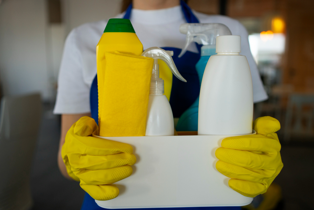Read more about the article Vendor Outsourcing Cleaning Service Terdekat Jakarta Timur – BINCare